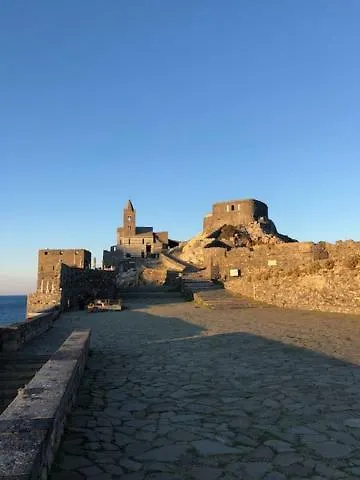 Vongola Porto Venere